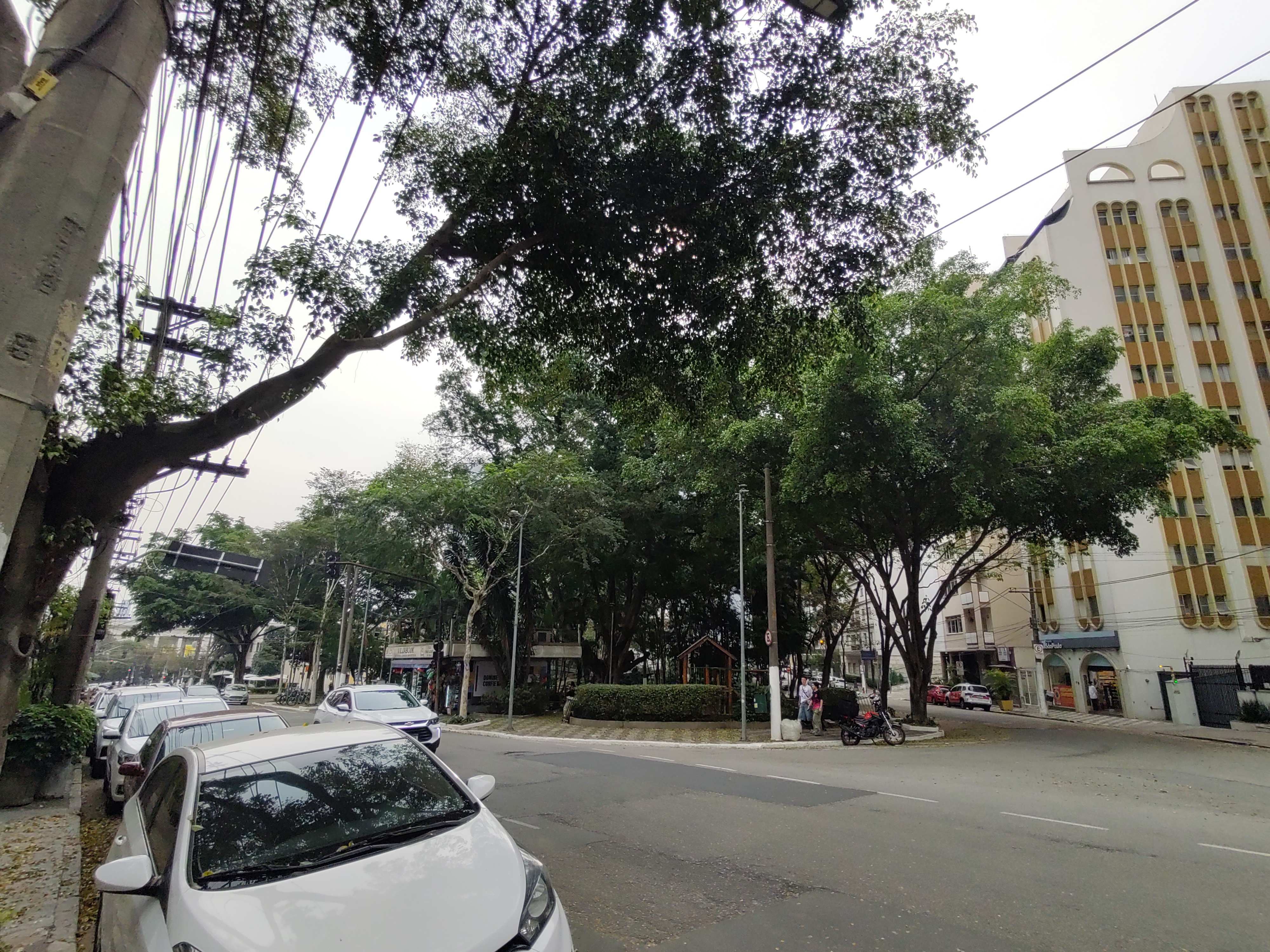 Praça Vilaboim, em Higienópolis, São Paulo